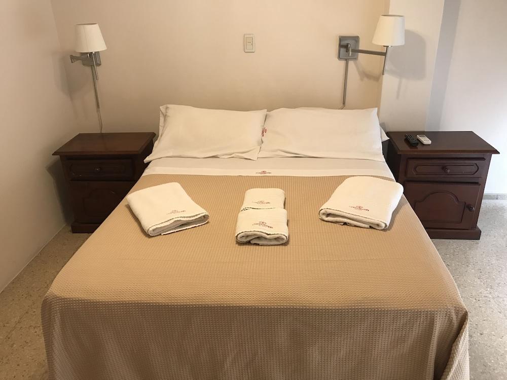 Cordoba Inn Apart Hotel Bagian luar foto