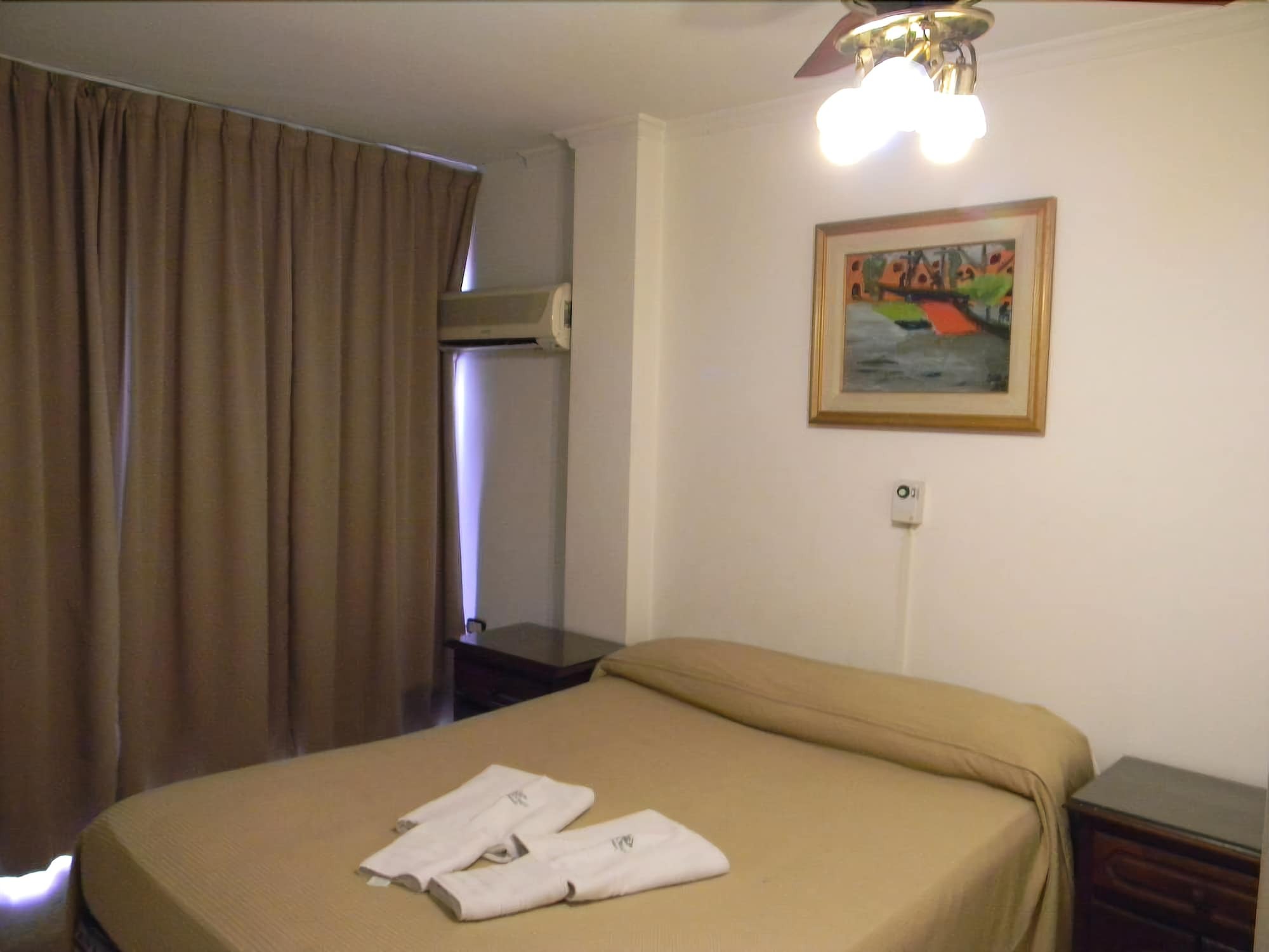 Cordoba Inn Apart Hotel Bagian luar foto